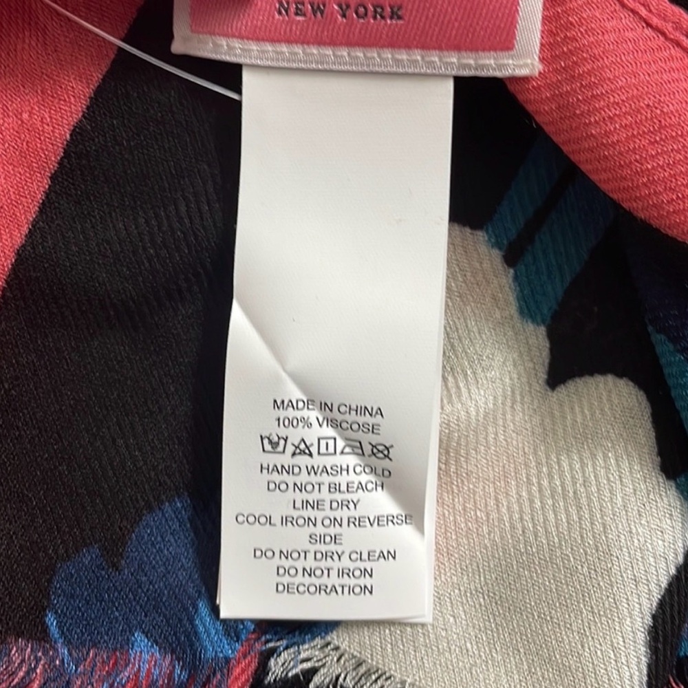 Kate Spade Viney Floral Scarf Black Coral Pink Green Blue Shawl - Picture 9 of 10